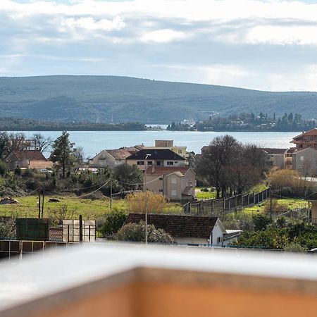 Vladivostok Apartments Tivat Eksteriør bilde