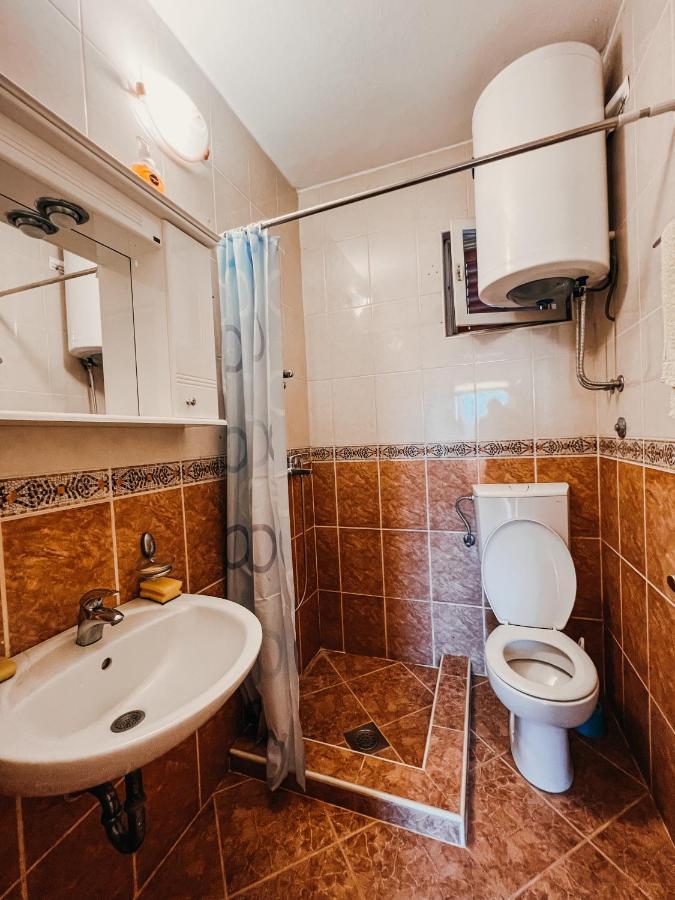 Vladivostok Apartments Tivat Eksteriør bilde