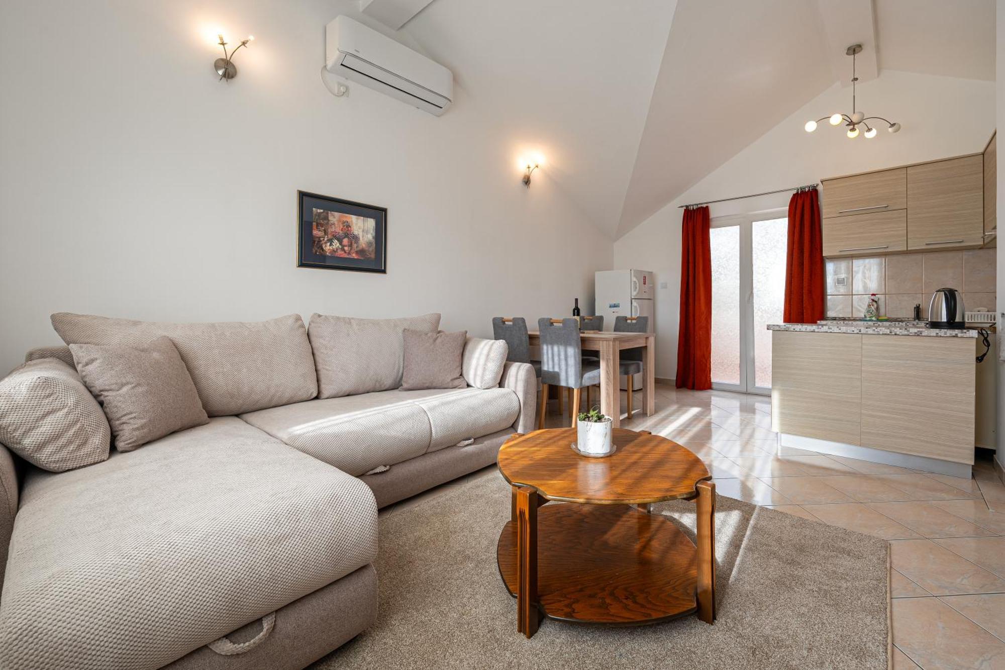 Vladivostok Apartments Tivat Eksteriør bilde